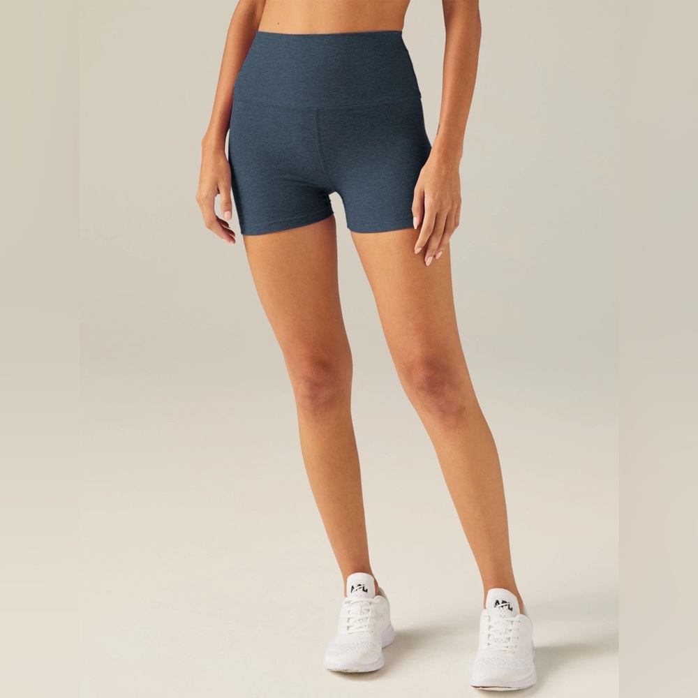Beyond Yoga Spacedye All For Run 3" Short in Nocturnal Navy